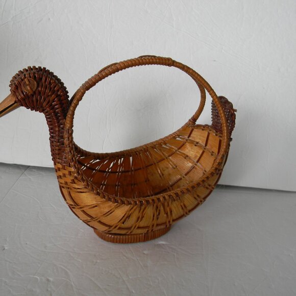 SMALL WICKER/STRAW GOOSE/DUCK BASKET FARMHOUSE COUNTRY - Picture 5 of 8